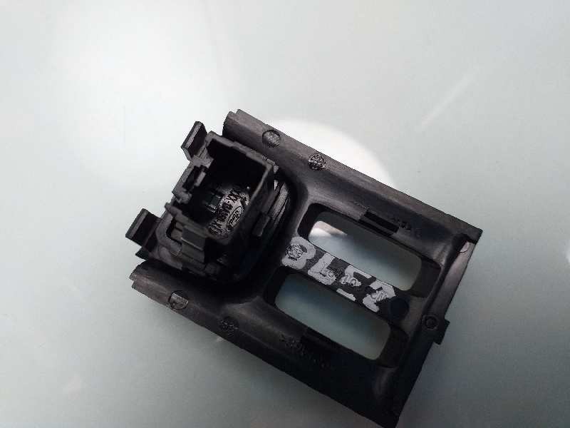 Recambio de warning para ford fiesta (ce1) st-line referencia OEM IAM H1BT13A350AC  