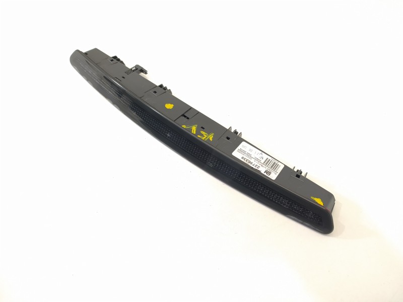 Recambio de luz central de freno para opel insignia berlina excellence referencia OEM IAM 22756339  