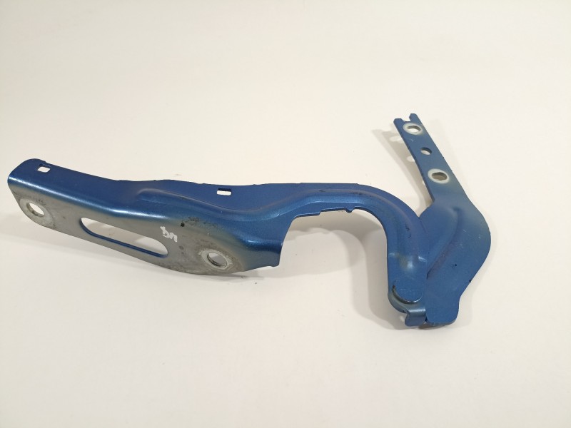 Recambio de bisagra capot para seat arona xperience referencia OEM IAM 6F0823302A  