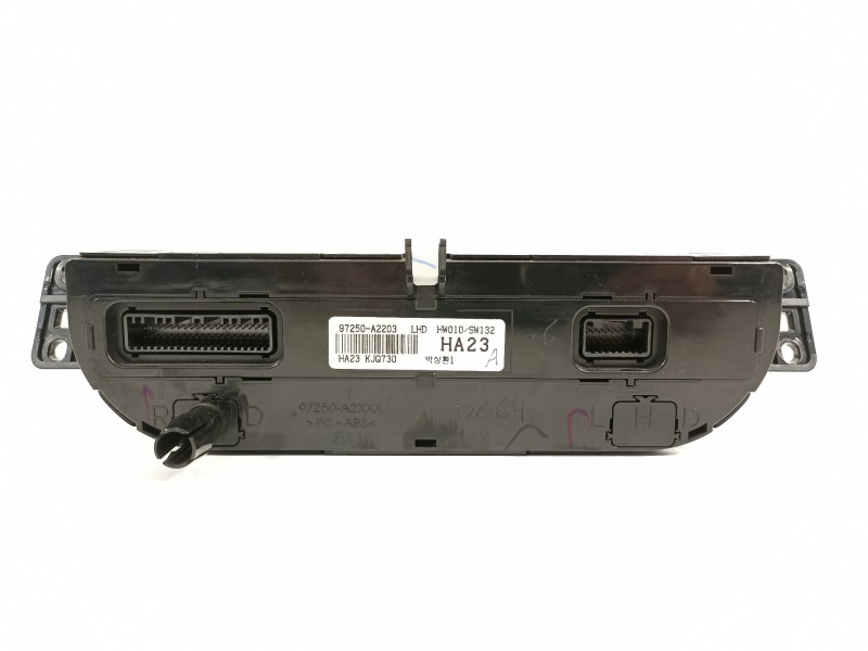 Recambio de mando climatizador para kia cee´d drive referencia OEM IAM 97250A2203  