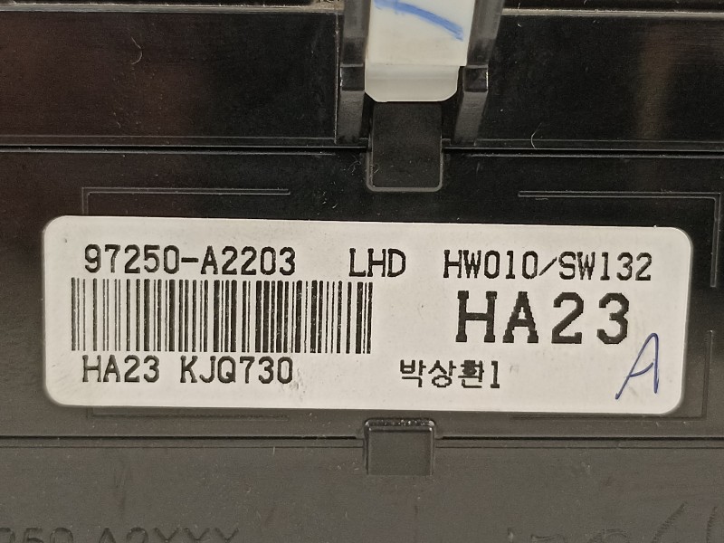 Recambio de mando climatizador para kia cee´d drive referencia OEM IAM 97250A2203  
