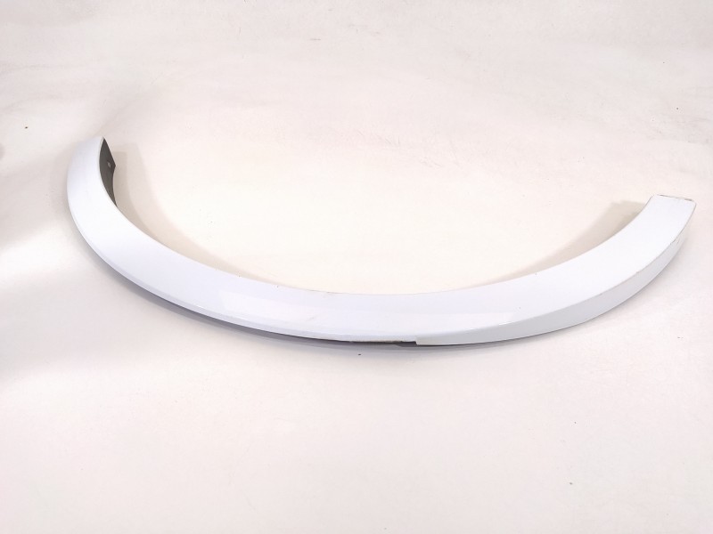 Recambio de aletin trasero izquierdo para ford kuga (cbs) st-line referencia OEM IAM CV4JS286D03  