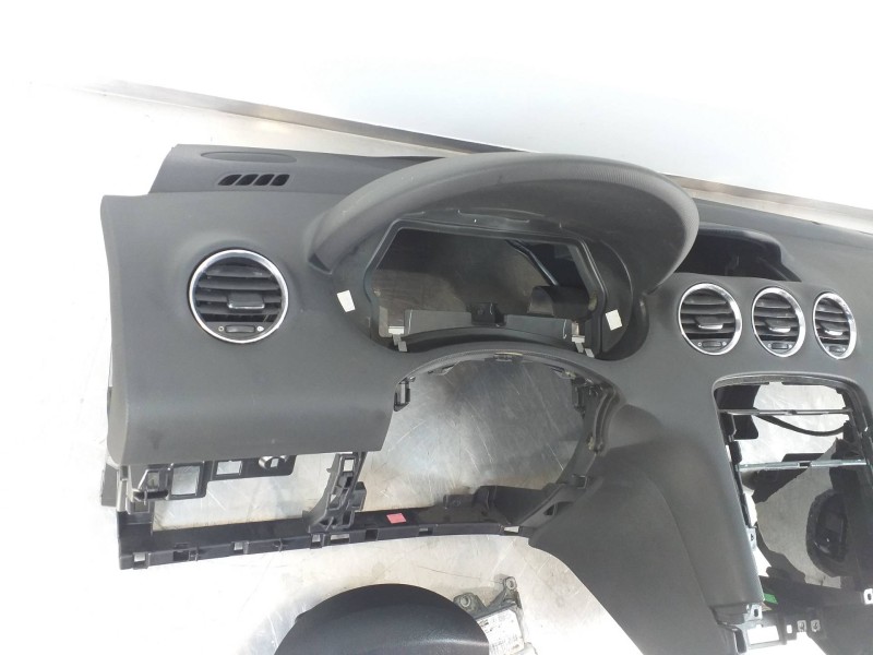 Recambio de kit airbag para peugeot 308 confort referencia OEM IAM 9665100080 96810154ZD 9681466680