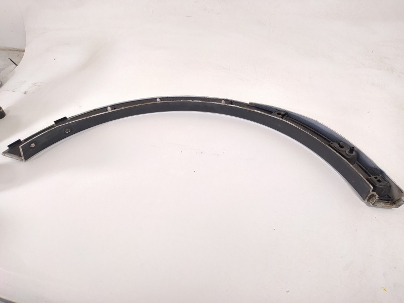 Recambio de aletin trasero izquierdo para ford kuga (cbs) st-line referencia OEM IAM CV4JS286D03  