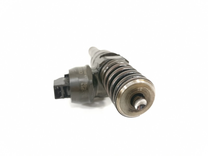 Recambio de inyector para skoda suberb (3t4) ambition referencia OEM IAM 038130080AX 0986441517 
