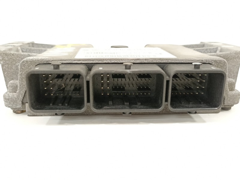 Recambio de centralita motor uce para peugeot 307 cc (s1) 2.0 referencia OEM IAM 9650602680  