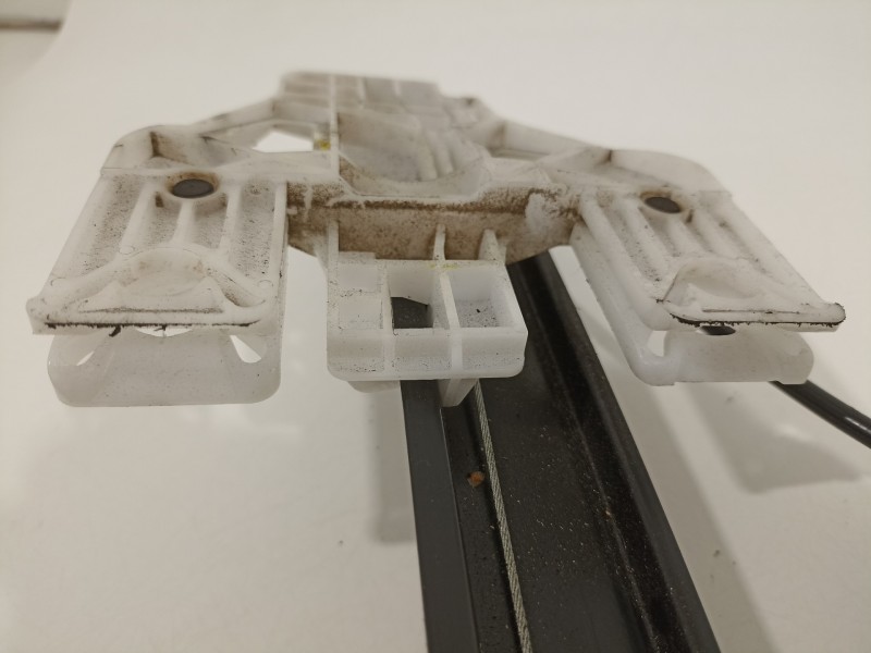 Recambio de elevalunas trasero izquierdo para audi a1 (8xk) attraction referencia OEM IAM 8X4839461A 8K0959812A 