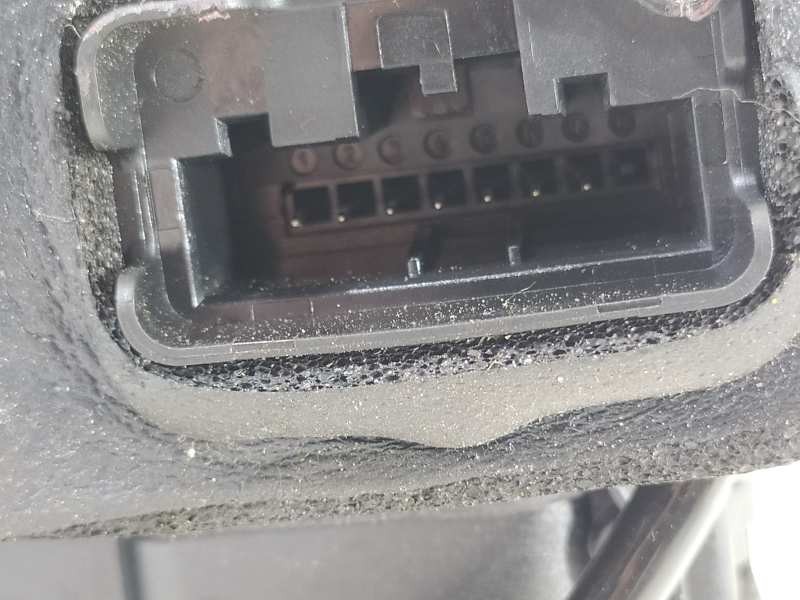 Recambio de cerradura puerta delantera derecha para seat ibiza (kj1) reference plus referencia OEM IAM 5TB837016A  