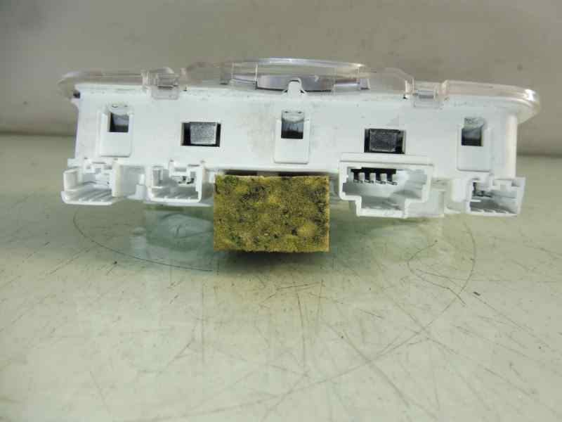 Recambio de luz interior para peugeot 308 sw allure referencia OEM IAM 96781446  