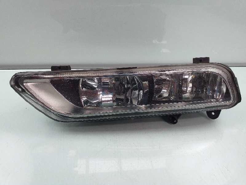 Recambio de faro antiniebla izquierdo para volkswagen passat variant (365) highline bluemotion referencia OEM IAM   