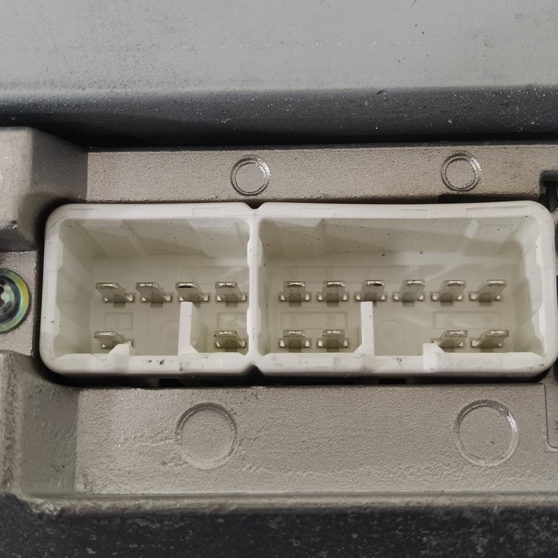 Recambio de sistema audio / radio cd para toyota rav 4 (a3) sol cross sport referencia OEM IAM 8612042220  