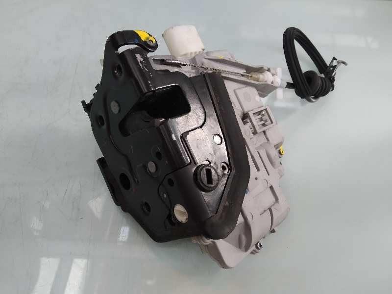 Recambio de cerradura puerta trasera derecha para volkswagen passat variant (365) highline bluemotion referencia OEM IAM 3C48390