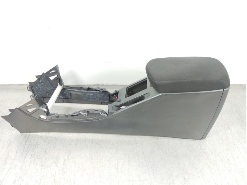 Recambio de apoyabrazos central para toyota rav 4 (a3) sol cross sport referencia OEM IAM 5891242020  