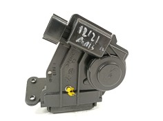 Recambio de cerradura maletero / porton para toyota auris luna referencia OEM IAM 6935002080   2