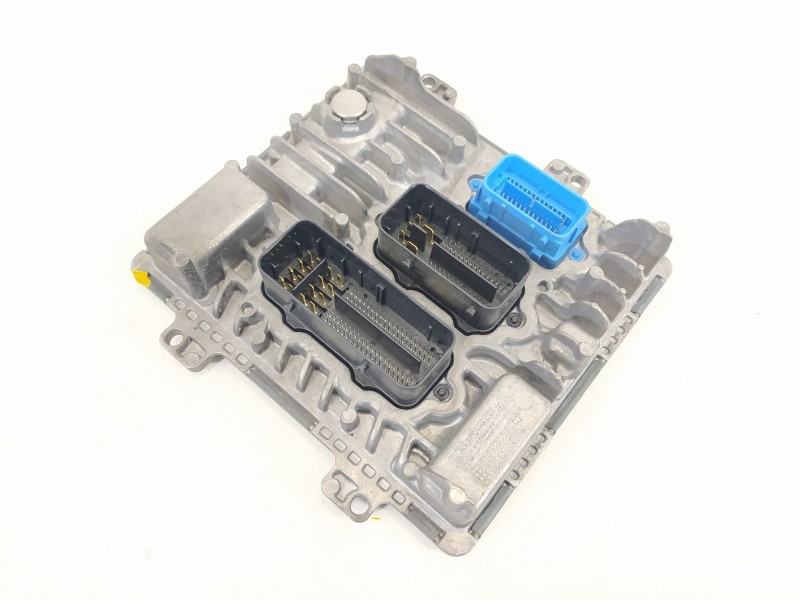Recambio de centralita motor uce para opel zafira (c) excellence start/stop referencia OEM IAM 55501574 395357783 