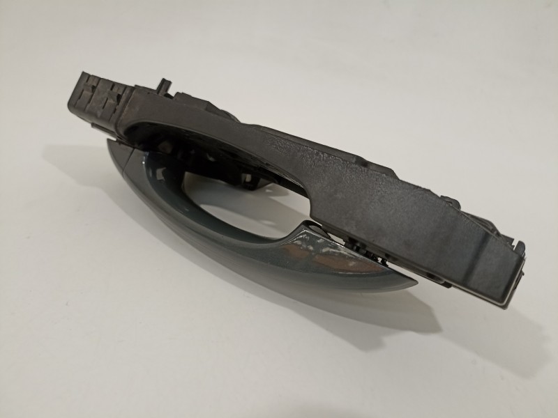 Recambio de maneta exterior delantera derecha para audi a1 (8xk) attraction referencia OEM IAM 8T0837886B  