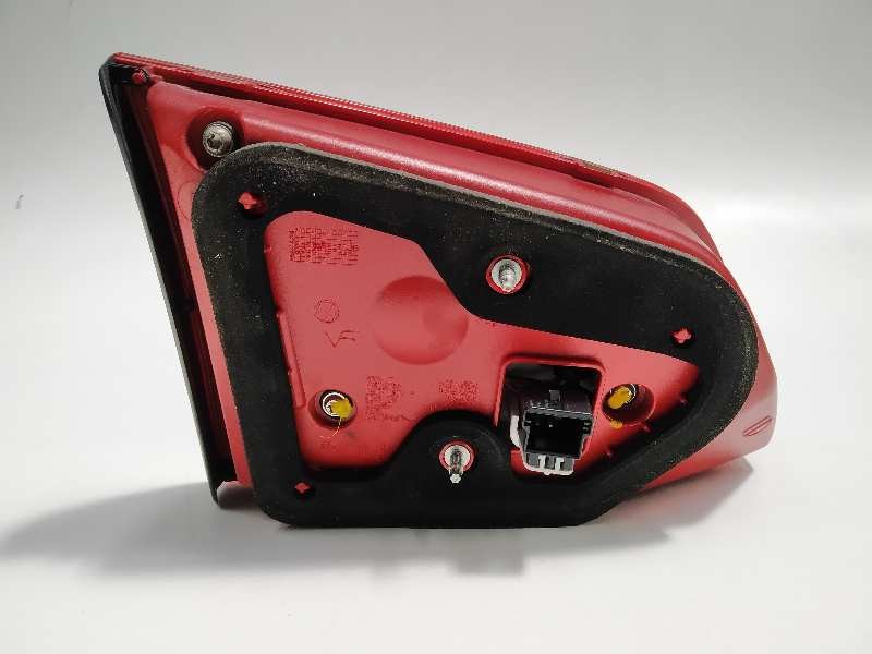 Recambio de piloto trasero derecho en porton para volkswagen passat variant (365) highline bluemotion referencia OEM IAM   