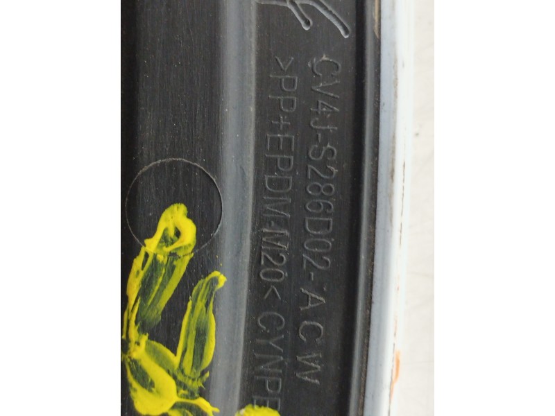 Recambio de aletin trasero derecho para ford kuga (cbs) st-line referencia OEM IAM CV4JS286D02  