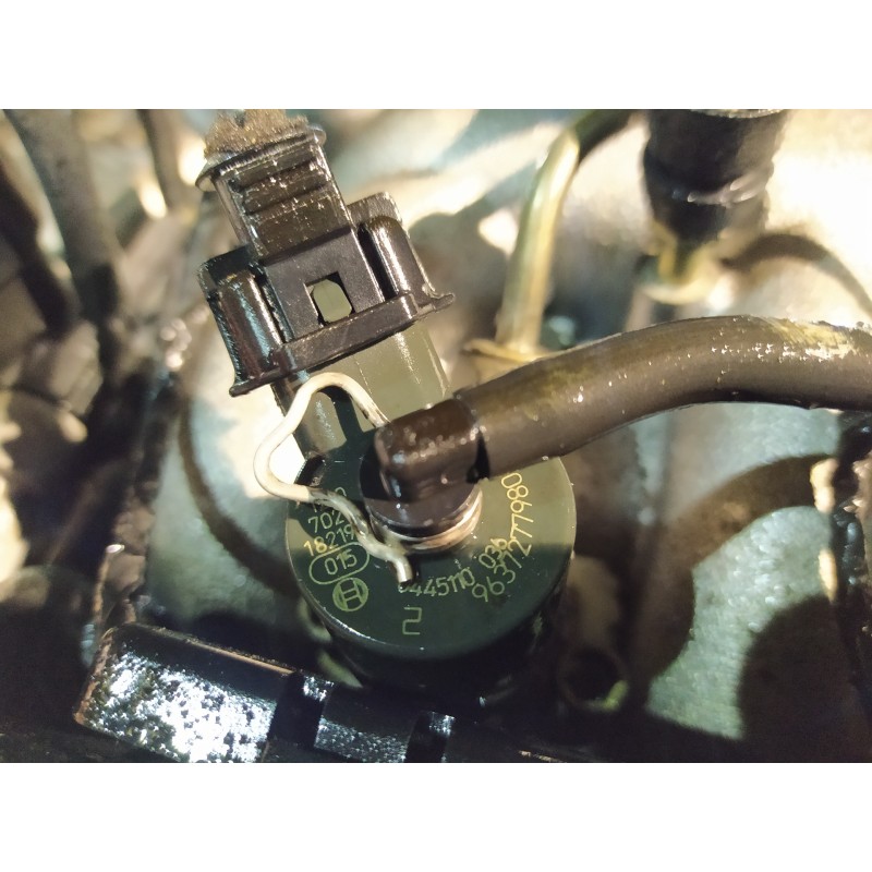 Recambio de inyector para citroën c5 berlina 2.2 hdi exclusive automático referencia OEM IAM 9637277980 0445110036 