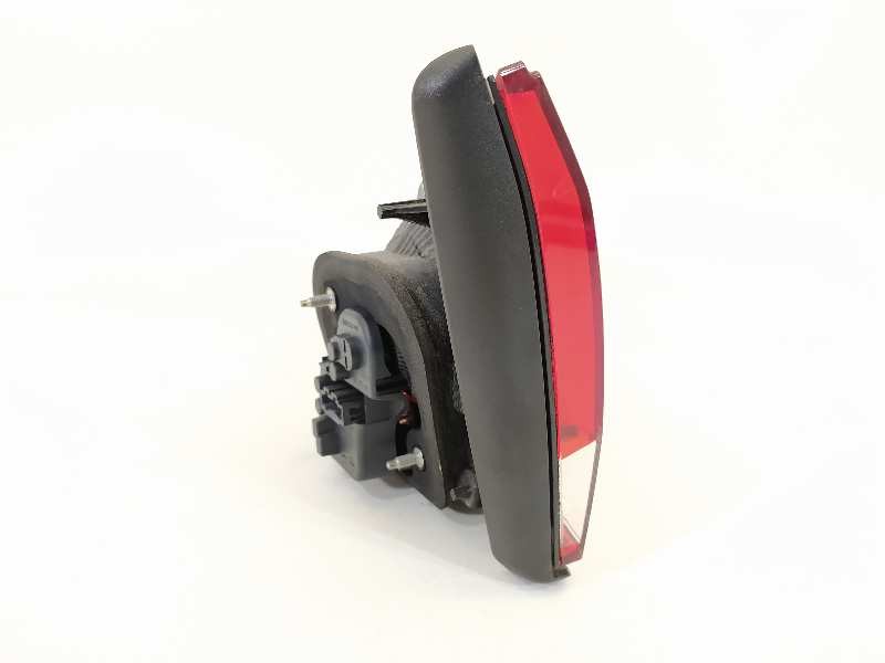 Recambio de piloto trasero izquierdo en porton para volkswagen golf vi (5k1) sport referencia OEM IAM 5K0945093AA  
