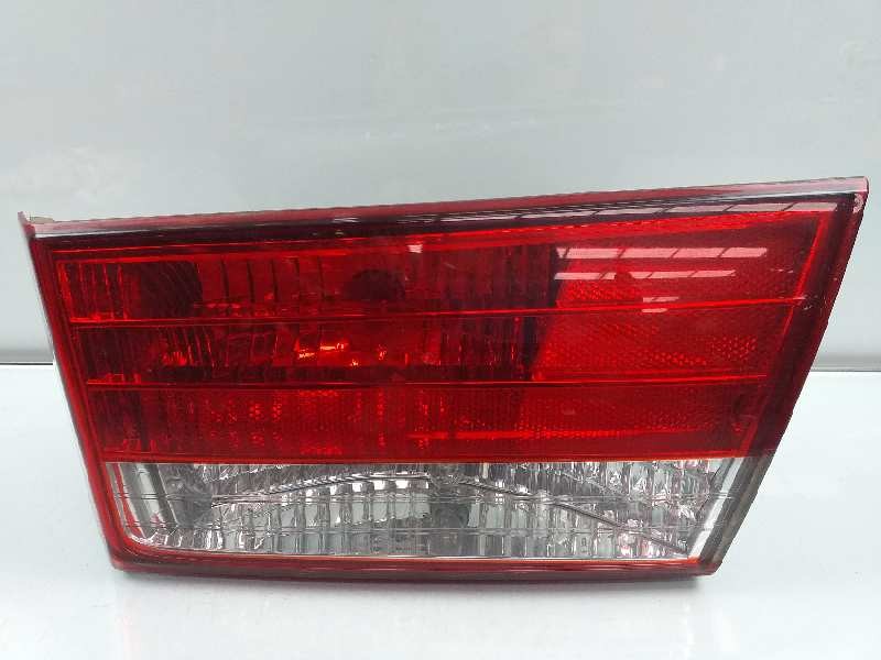 Recambio de piloto trasero derecho para hyundai sonata (nf) 2.0 crdi comfort i referencia OEM IAM 924043K0  