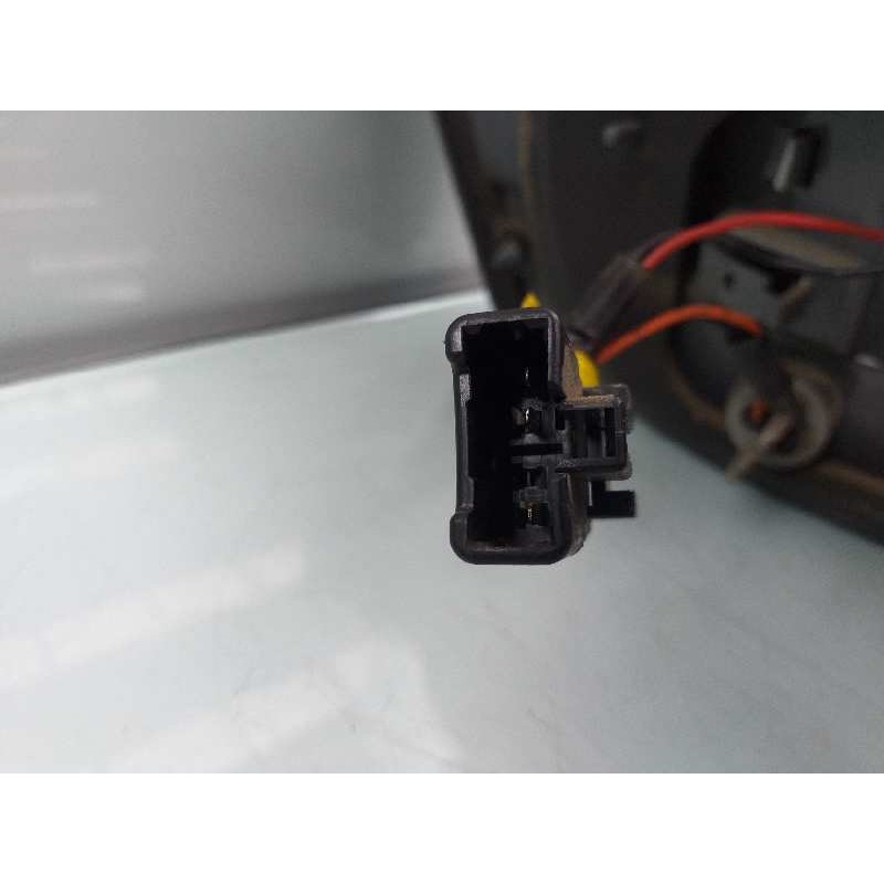 Recambio de piloto trasero derecho para hyundai sonata (nf) 2.0 crdi comfort i referencia OEM IAM 924043K0  