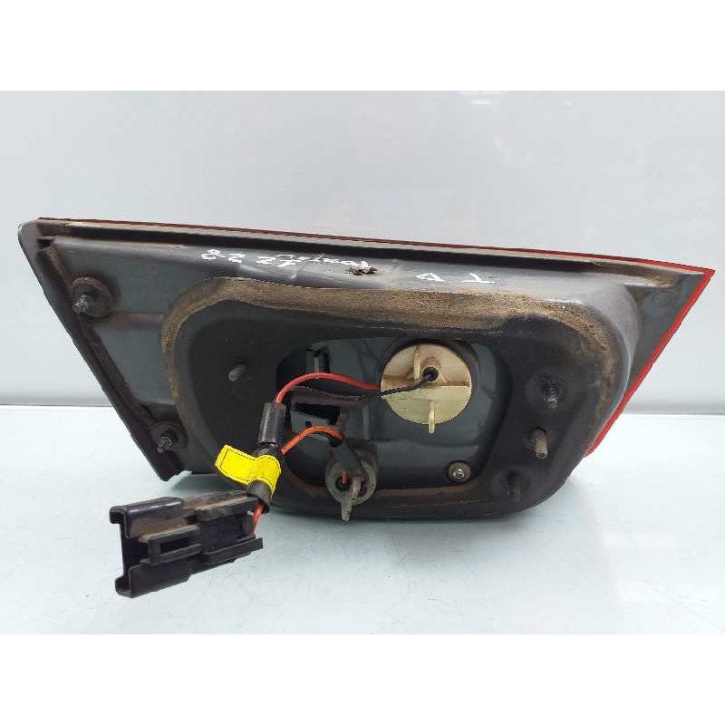 Recambio de piloto trasero derecho para hyundai sonata (nf) 2.0 crdi comfort i referencia OEM IAM 924043K0  