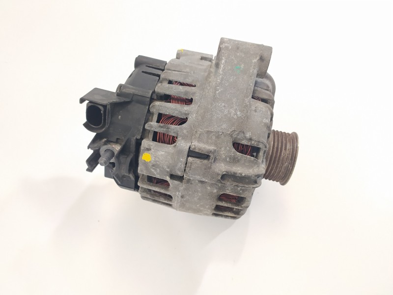 Recambio de alternador para ford fiesta (ccn) trend referencia OEM IAM AV6N10300HA TG12C087 2606952C