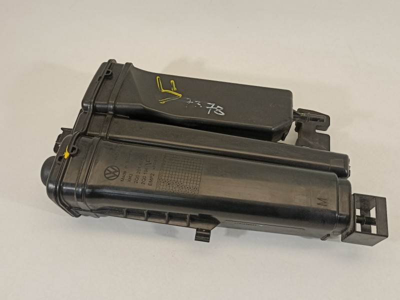 Recambio de filtro carbono activo para seat ibiza (kj1) reference plus referencia OEM IAM 2Q0201801  