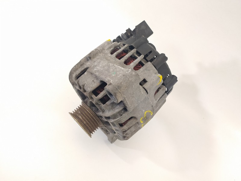 Recambio de alternador para ford fiesta (ccn) trend referencia OEM IAM AV6N10300HA TG12C087 2606952C