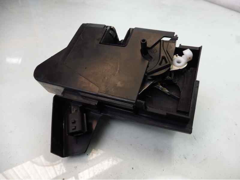 Recambio de cerradura puerta trasera derecha para dacia sandero stepway referencia OEM IAM 825022281RF  