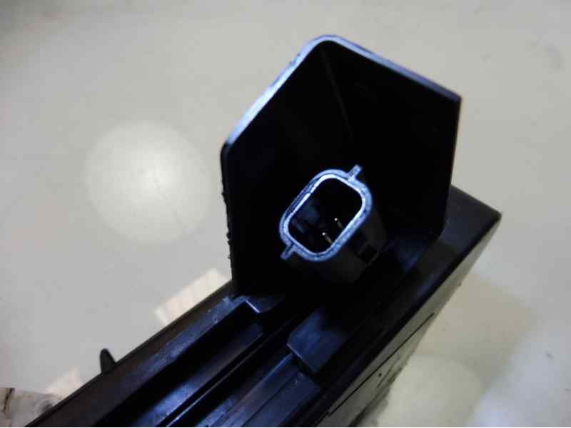 Recambio de cerradura puerta trasera derecha para dacia sandero stepway referencia OEM IAM 825022281RF  