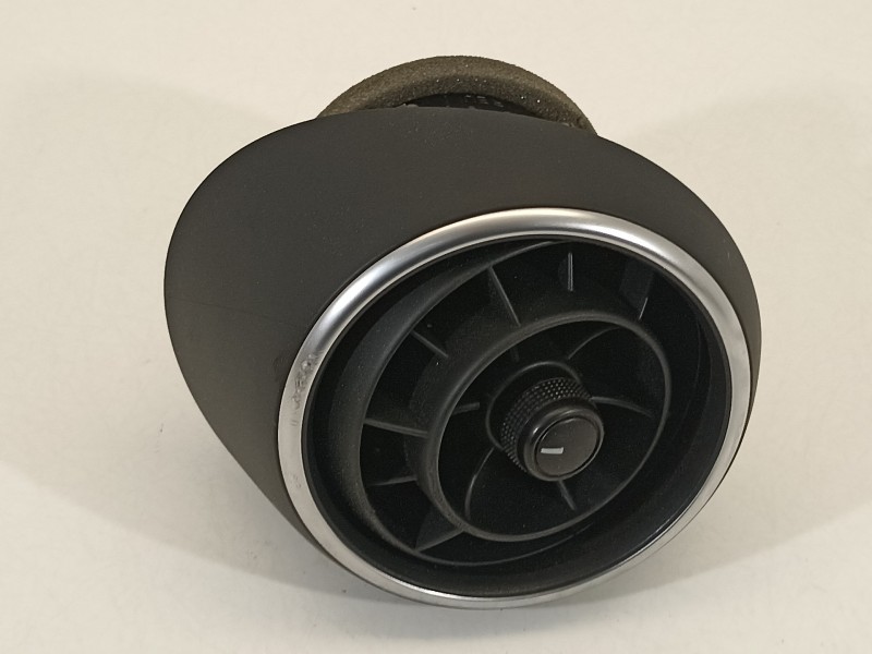 Recambio de rejilla aireadora para audi a1 (8xk) attraction referencia OEM IAM 8X1820902  