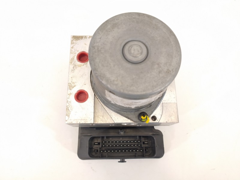 Recambio de abs para kia cee´d drive referencia OEM IAM 58920A2210 58920A2210 258920500