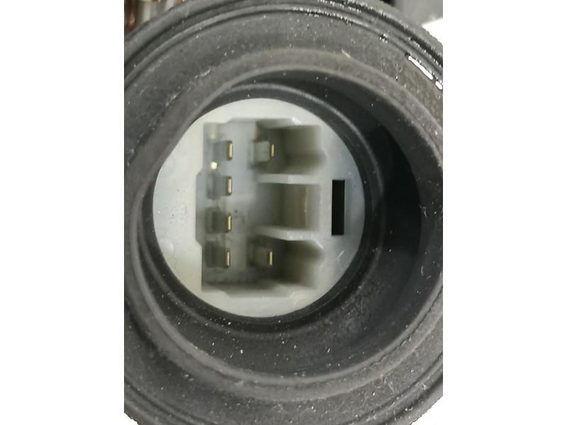 Recambio de motor elevalunas trasero izquierdo para toyota land cruiser (j12) 3.0 d-4d gx referencia OEM IAM 8571058010  