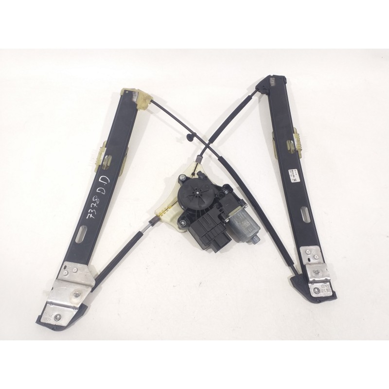 Recambio de elevalunas delantero derecho para seat ibiza (kj1) reference plus referencia OEM IAM 6F0837462 2Q1959882 0130822064