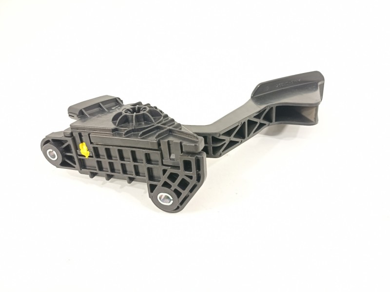 Recambio de potenciometro pedal para toyota land cruiser (j12) 3.0 d-4d gx referencia OEM IAM 7812060350  