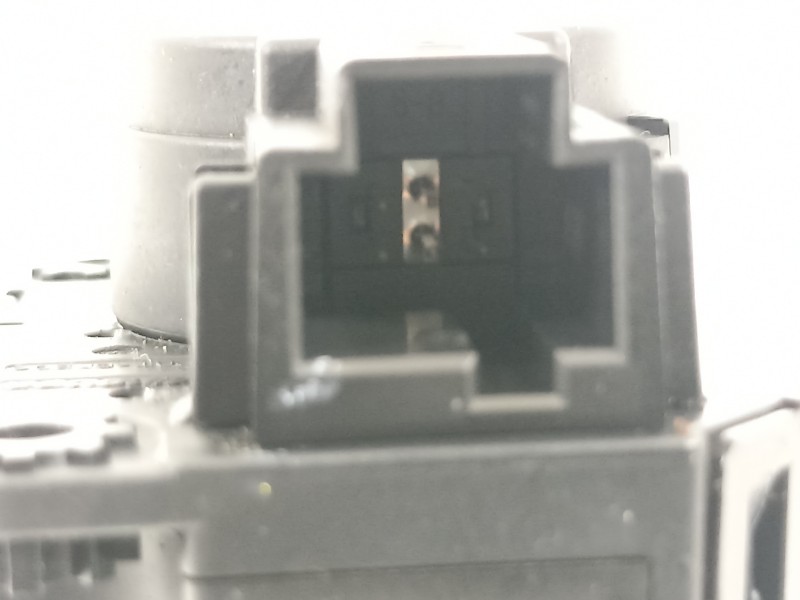 Recambio de motor apertura trampillas climatizador para citroën c4 picasso feel referencia OEM IAM A21201700 HAD36001A 