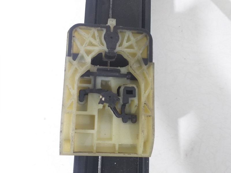 Recambio de elevalunas delantero derecho para seat ibiza (kj1) reference plus referencia OEM IAM 6F0837462 2Q1959882 0130822064