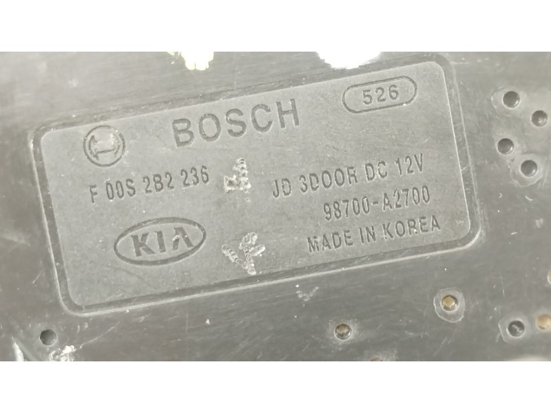 Recambio de motor limpia trasero para kia cee´d drive referencia OEM IAM 98700A2000  