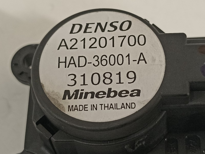 Recambio de motor apertura trampillas climatizador para citroën c4 picasso feel referencia OEM IAM A21201700 HAD36001A 