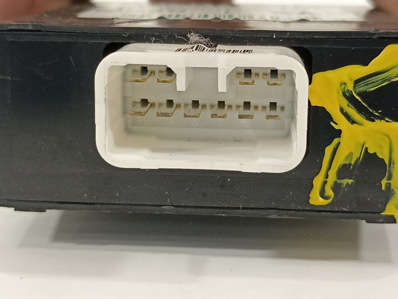 Recambio de modulo electronico para toyota land cruiser (j12) 3.0 d-4d gx referencia OEM IAM 8953060290  