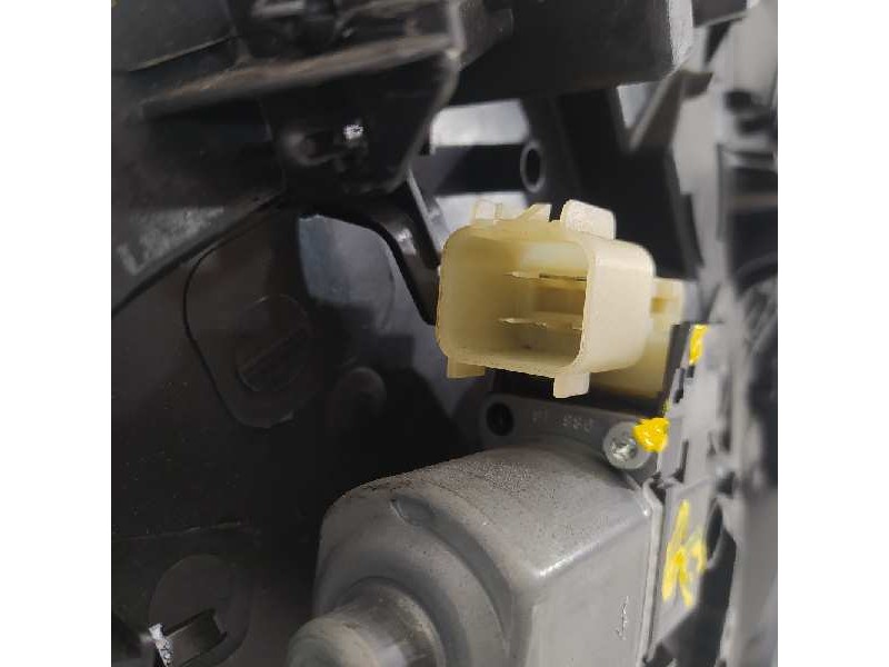 Recambio de elevalunas delantero derecho para ford fiesta (ccn) trend referencia OEM IAM C1BBA045H16AB 8A6114553B 