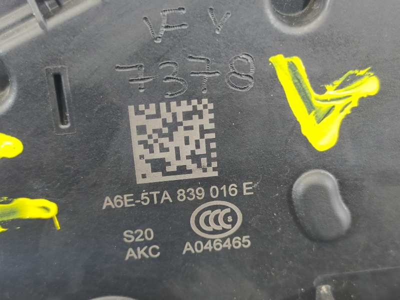 Recambio de cerradura puerta trasera derecha para seat ibiza (kj1) reference plus referencia OEM IAM 5TA839016E  