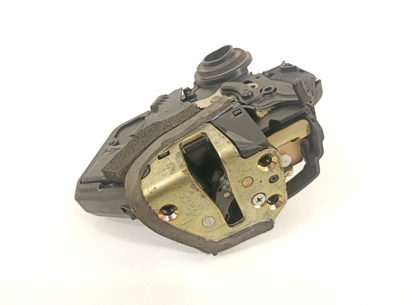 Recambio de cerradura puerta trasera izquierda para toyota land cruiser (j12) 3.0 d-4d gx referencia OEM IAM 1430612135  
