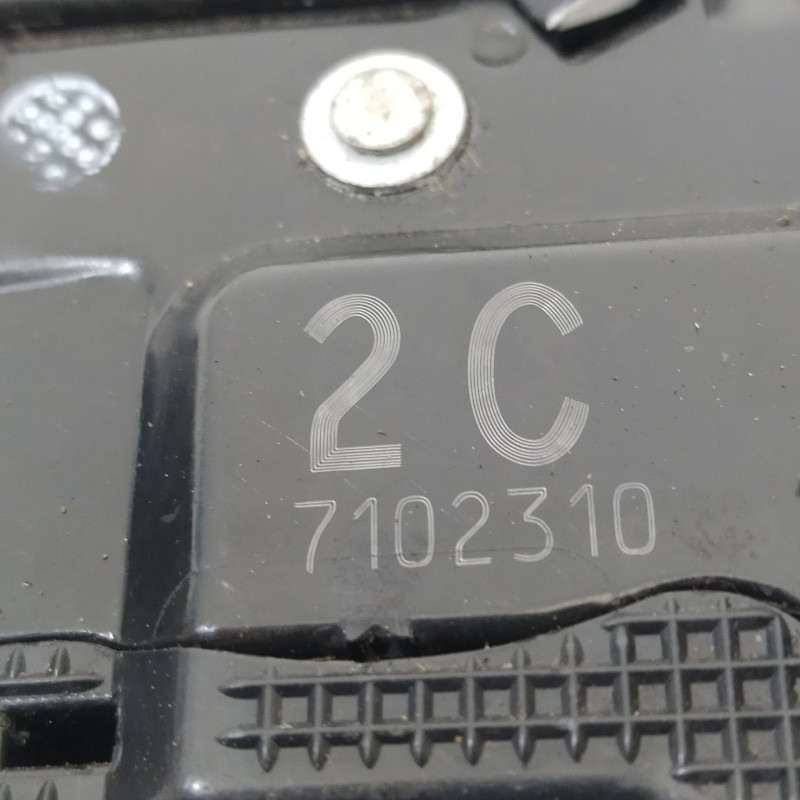 Recambio de cerradura puerta trasera derecha para toyota rav 4 (a3) sol cross sport referencia OEM IAM 7102310  