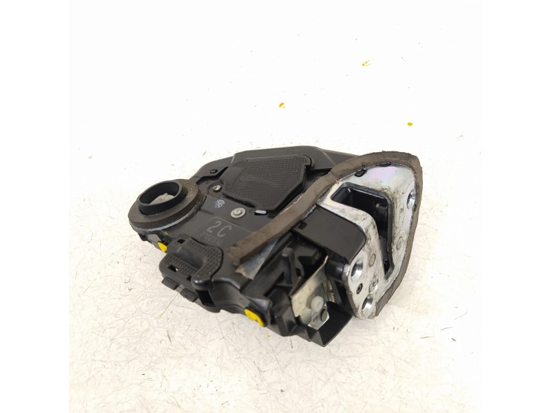 Recambio de cerradura puerta trasera derecha para toyota rav 4 (a3) sol cross sport referencia OEM IAM 7102310  