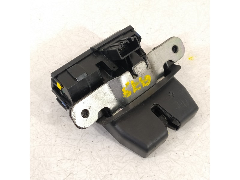 Recambio de cerradura maletero / porton para ford fiesta (ccn) trend referencia OEM IAM   