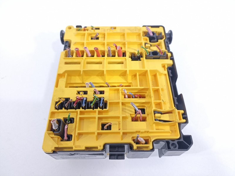 Recambio de caja reles / fusibles para citroën c4 picasso feel referencia OEM IAM 9804848580  