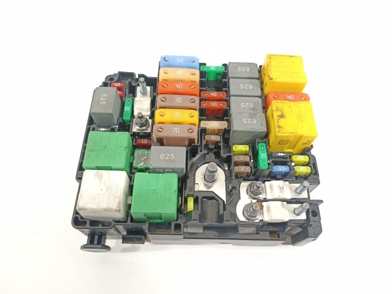 Recambio de caja reles / fusibles para citroën c4 picasso feel referencia OEM IAM 9804848580  